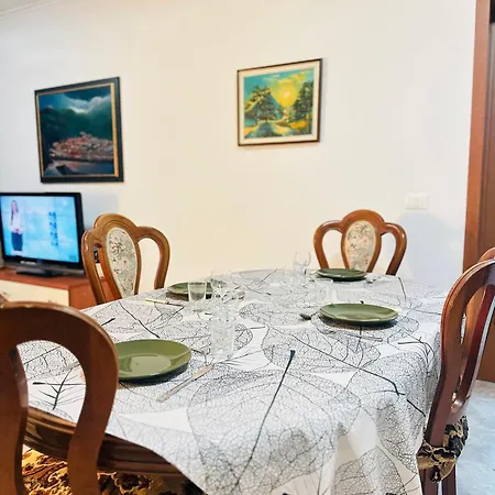 빌라 Duplex Up To 10 Guests 2 Baths & Kitchen *