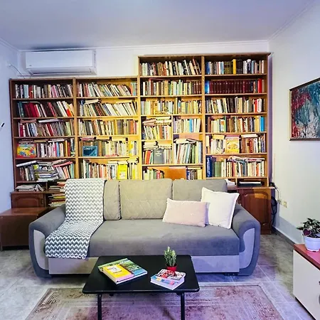 别墅 Duplex Up To 10 Guests 2 Baths & Kitchen 地拉那
